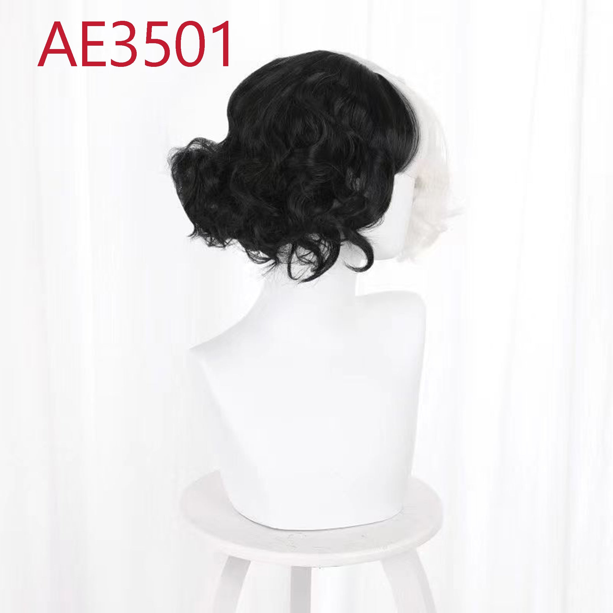 Anime Cruella 30cm Short Curl Wigs Black White Color Fake Hair for Cruella de Vil